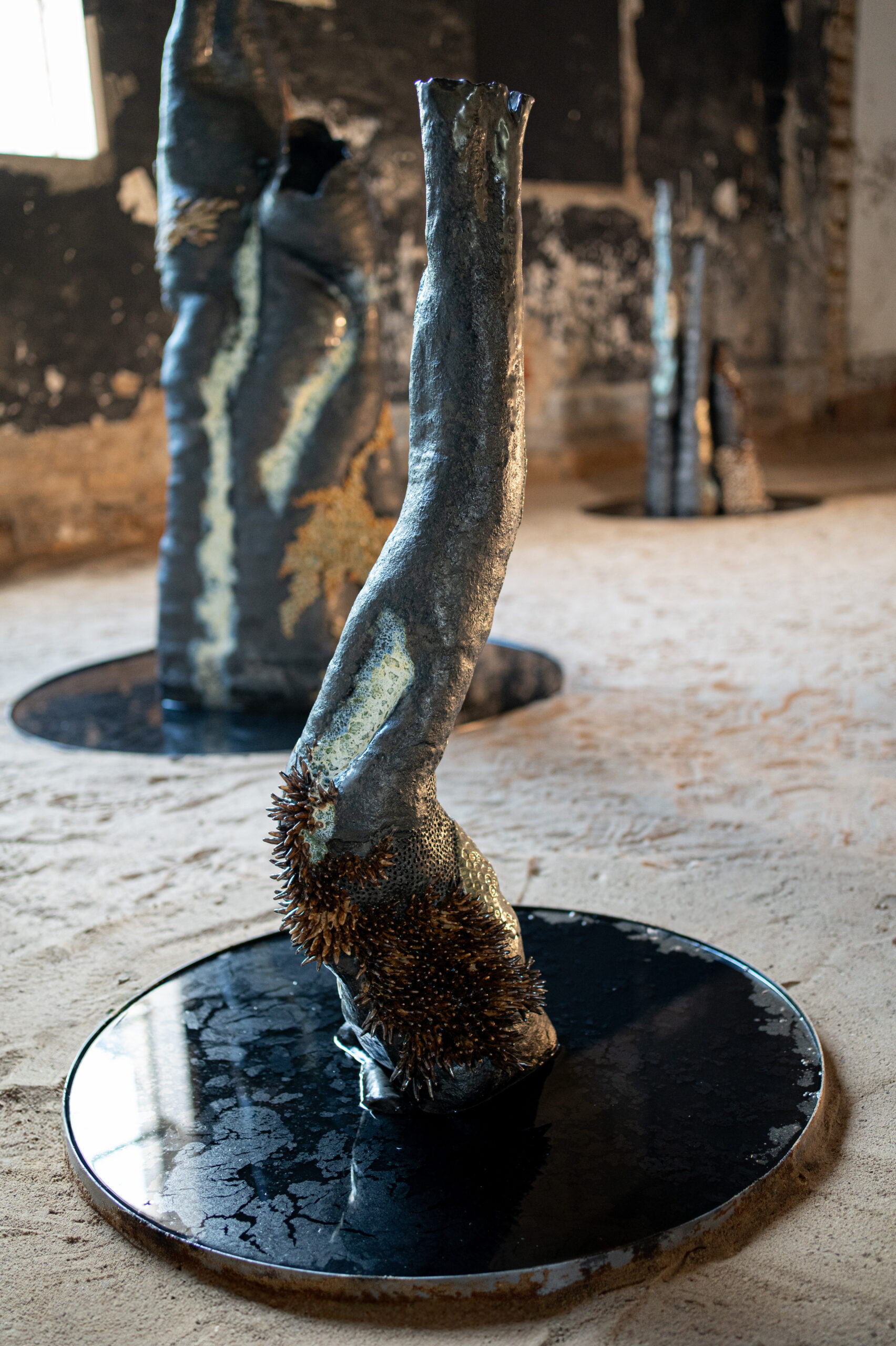 Obscura_IV_Keramik, 75×96 cm, 2025_Liza Überall_1